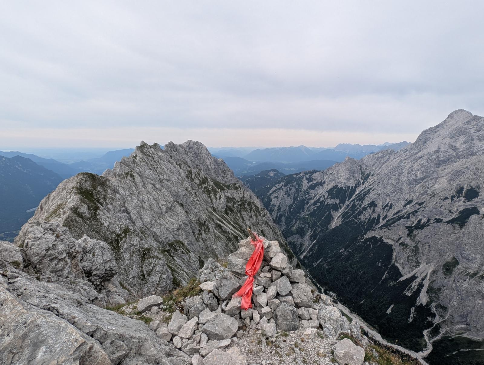 Mehr über den Artikel erfahren Südliche Riffelspitze (2.262 m) vom Eibsee